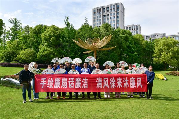 新闻期刊专题报道策划探析